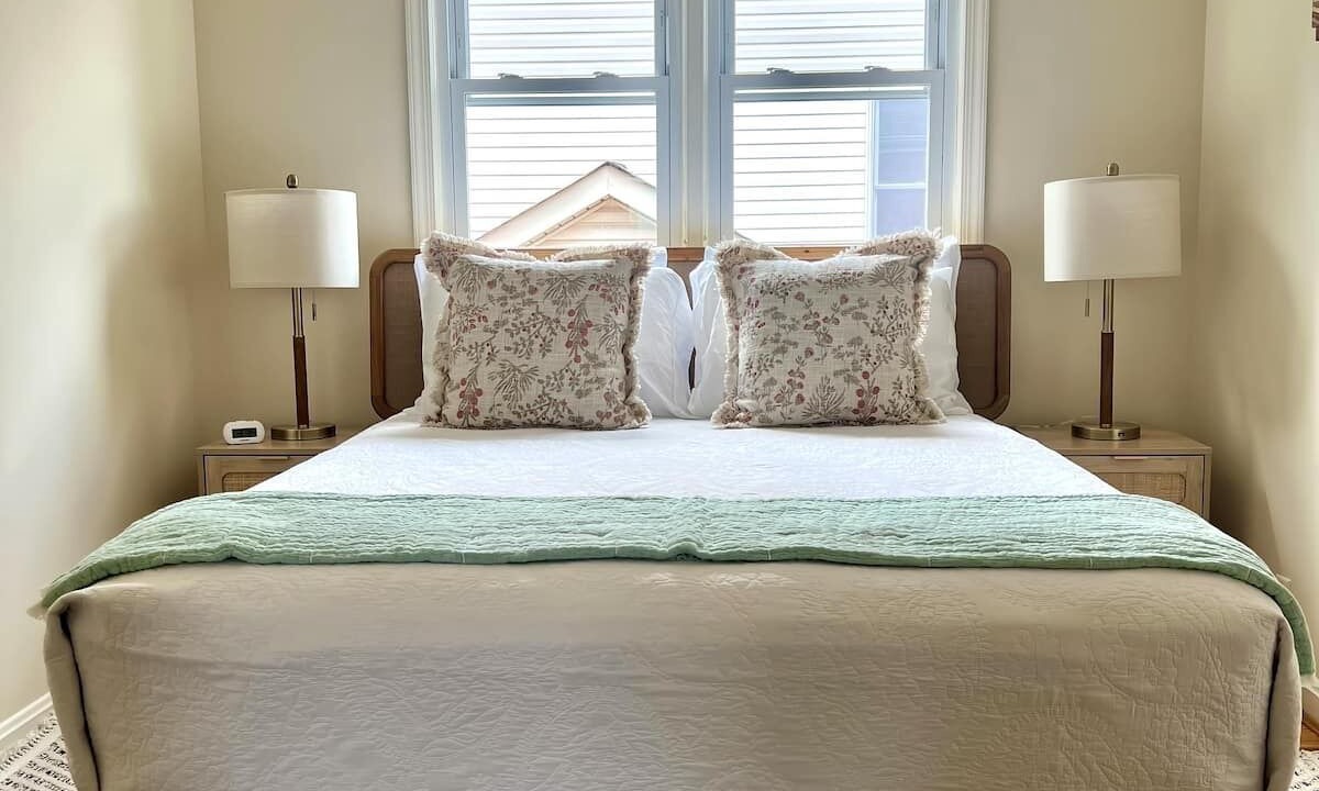 Photo of Bedroom in Addison Heights
