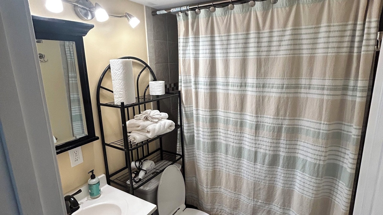 Photo of Bathroom in Brightwood Park