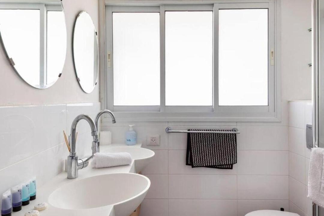Photo of Bathroom in Bat Yam