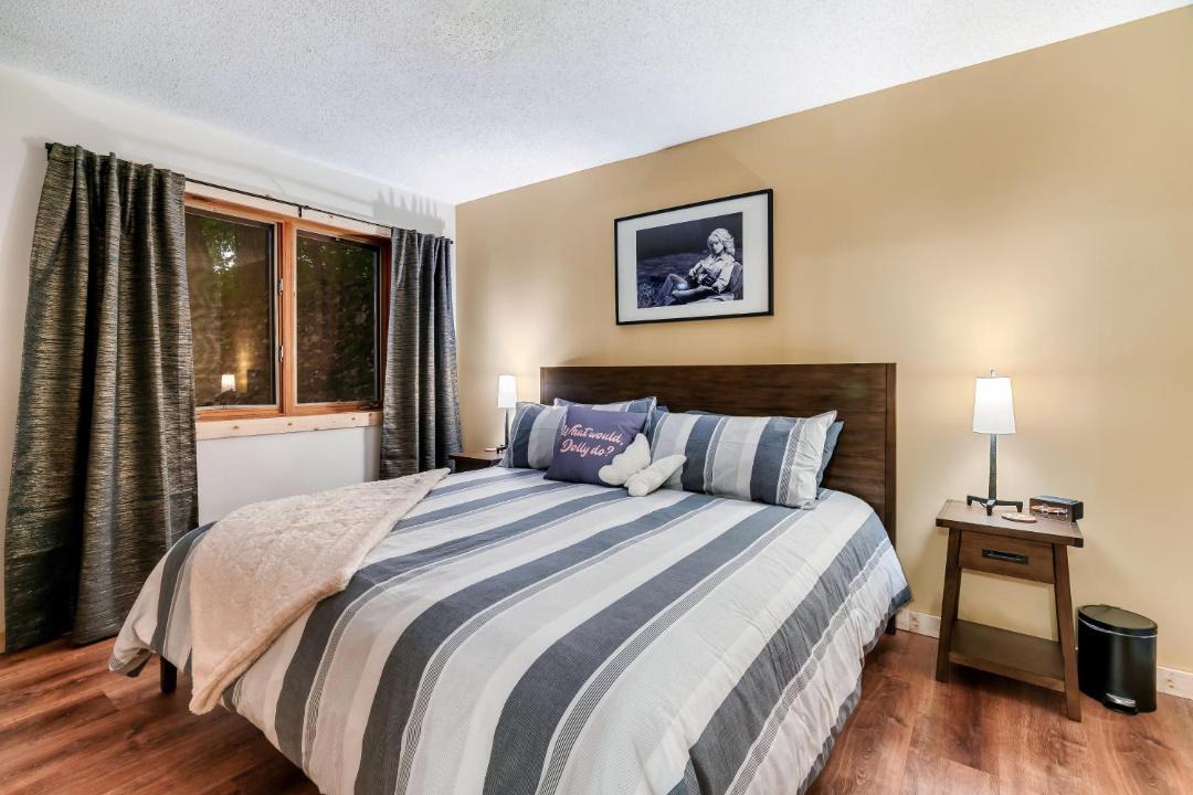 Photo of Bedroom in Chalet Village