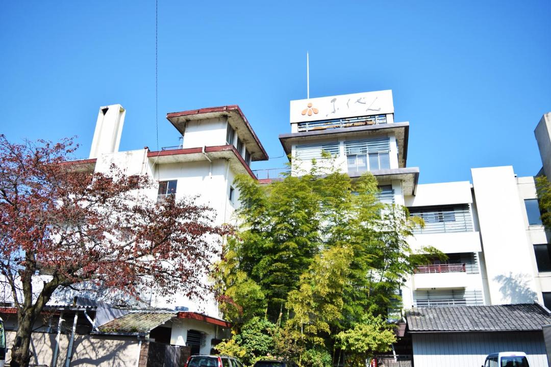 Photo of Buildings in Harunako Onsen