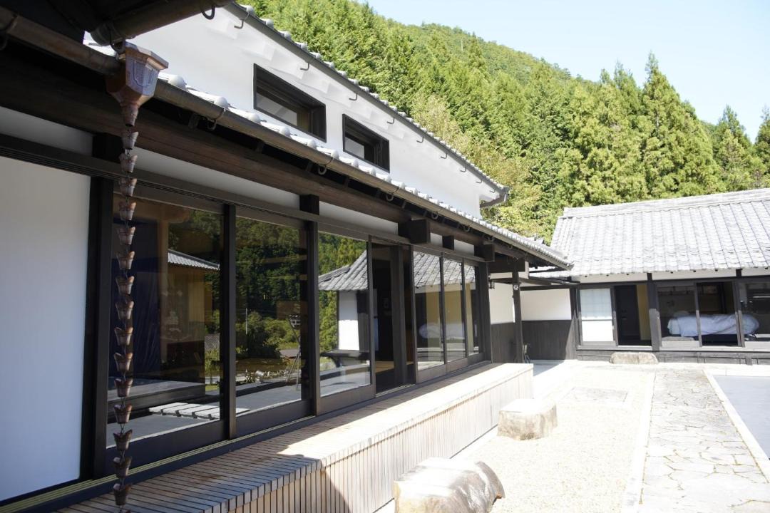 Photo of Others in Yoshino