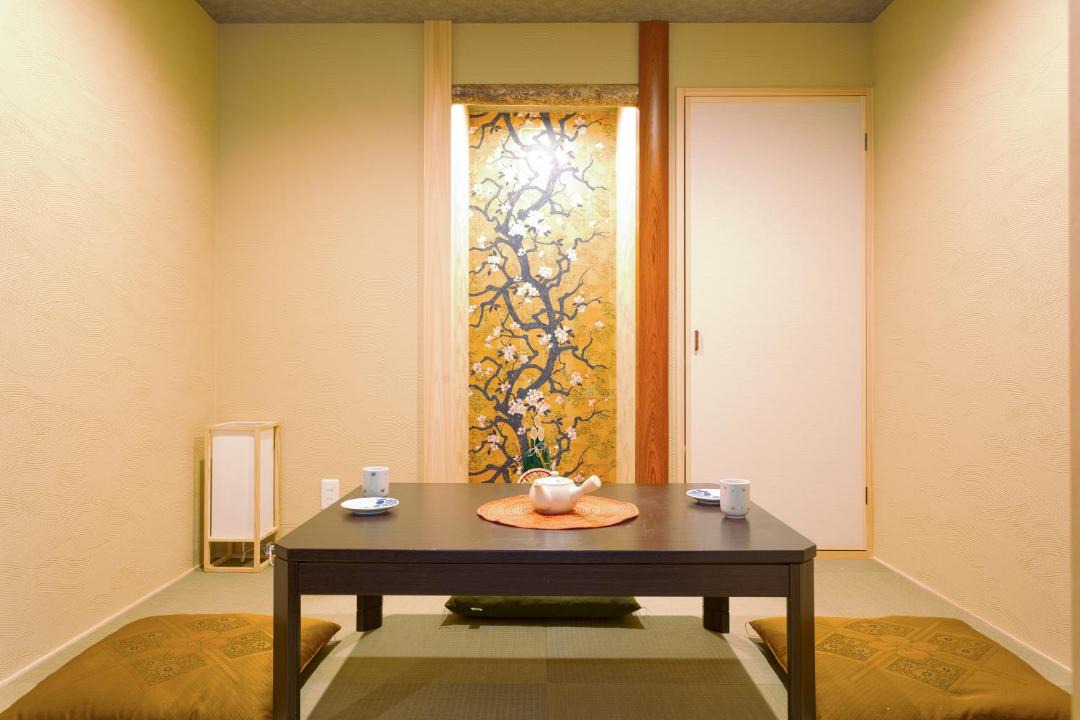 Photo of Others in Shinsekai