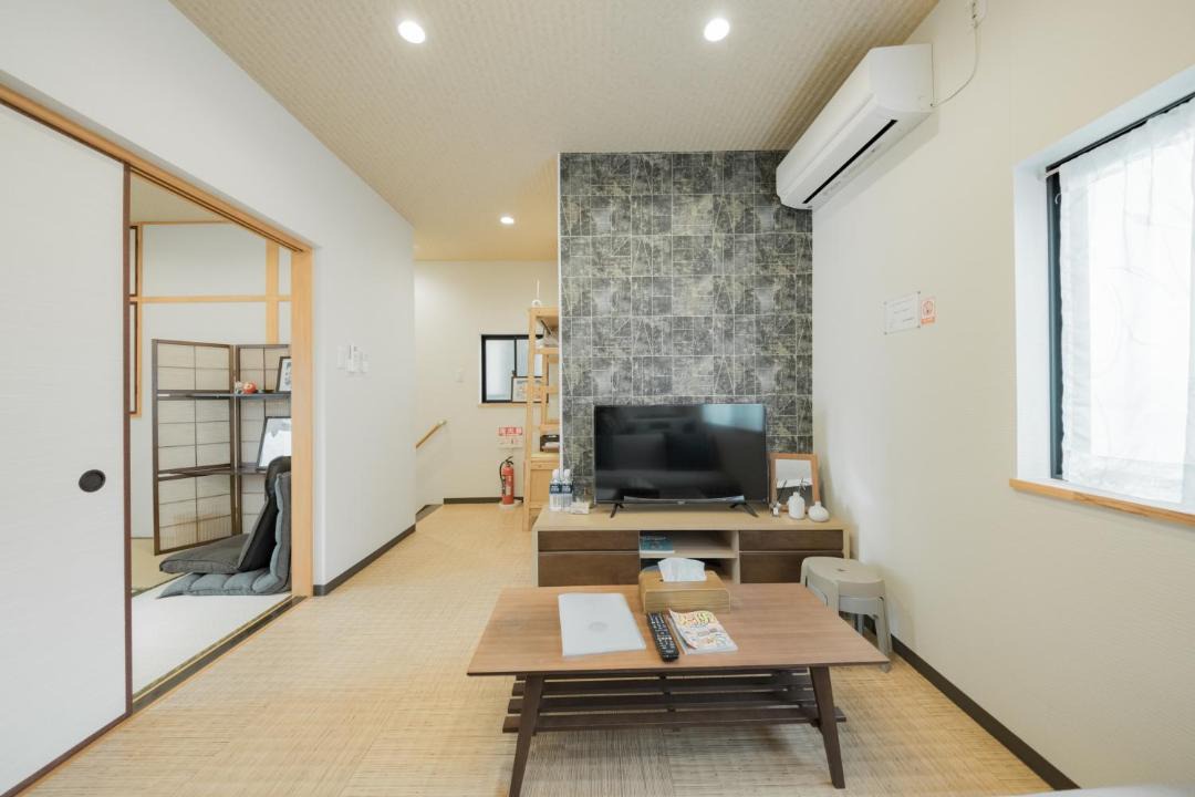 Photo of Others in Higashinari