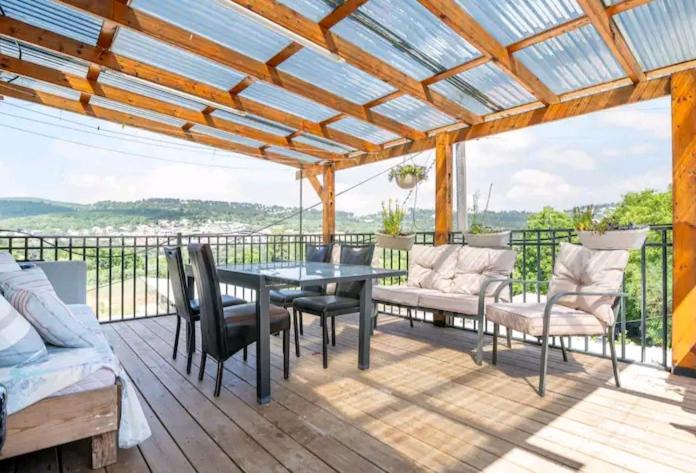 Photo of Patio Balcony in Hosen