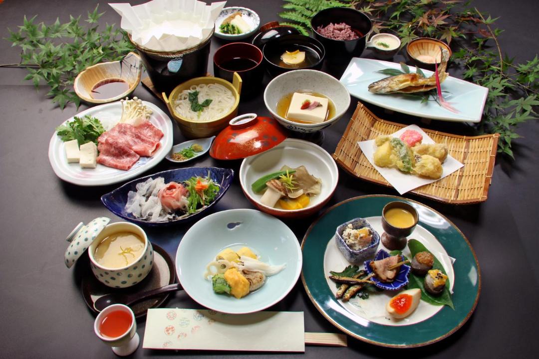 Photo of Others in Yoshino