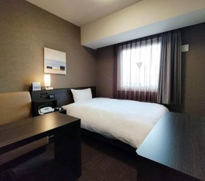 Hotel Takaoka Ekimae 