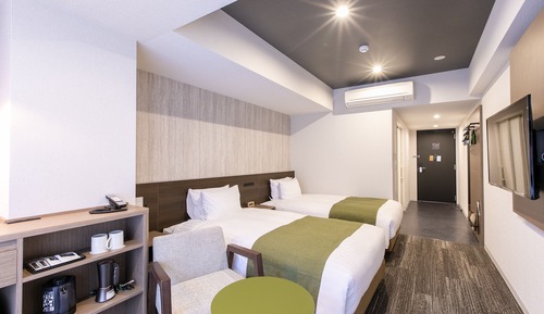 Universal Twin Room - Non-Smoking