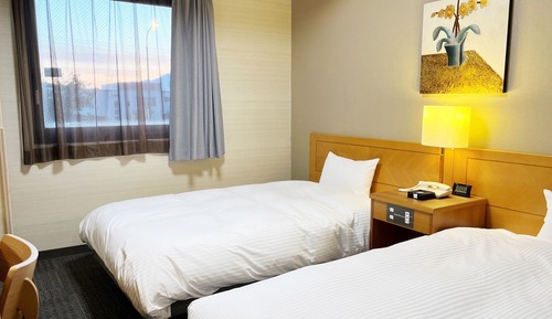 Twin Room, Smoking Heated Tobacco Only