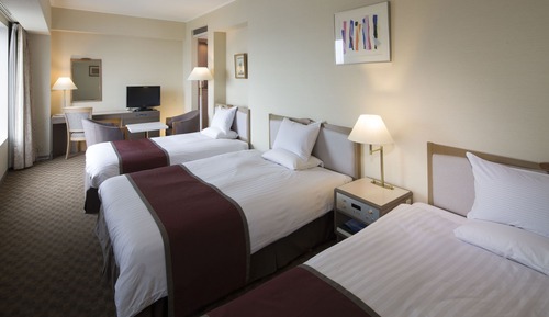 xxxSuperior Twin Room for 3 People (2 double beds and 1 extra bed), Smoking