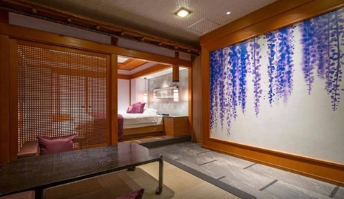 Room 205 (Non-smoking)