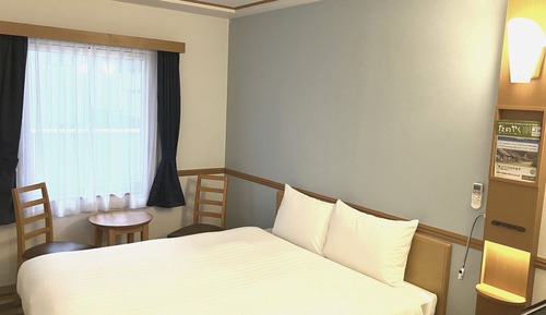 Double Room, Smoking