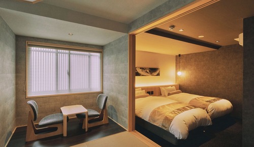 Deluxe Suite