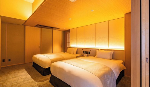 Suite, 2 Double Beds, Terrace, Mountain View