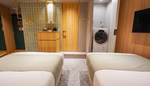 Standard Twin Room