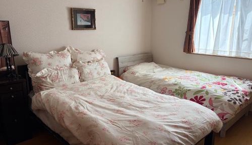 Economy Twin Room