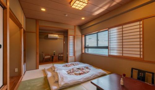 Japanese-Style Quadruple Room