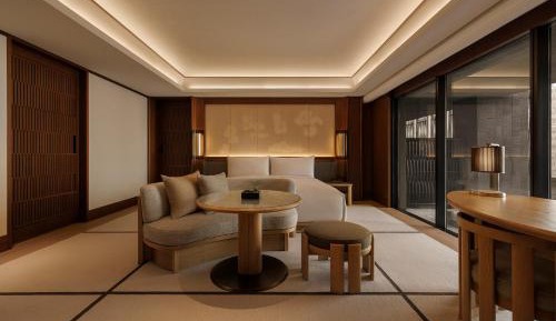 Onsen Suite