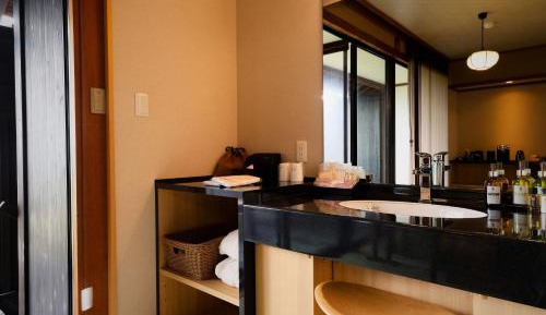 Deluxe Twin Room with Sea View