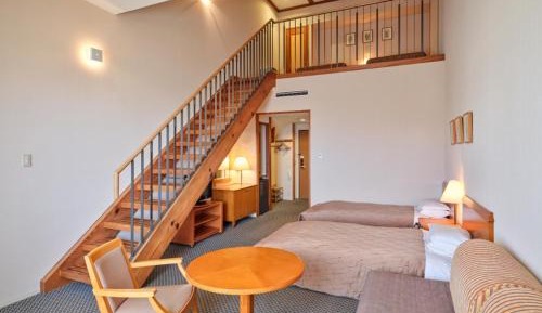 Deluxe Family Room