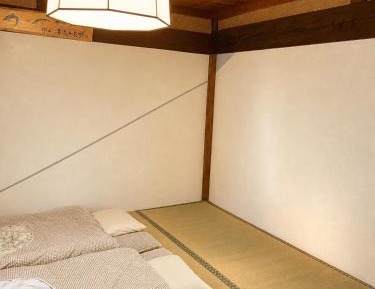 Quadruple Room with Shared Bathroom