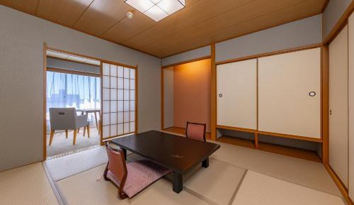 Superior Family Room