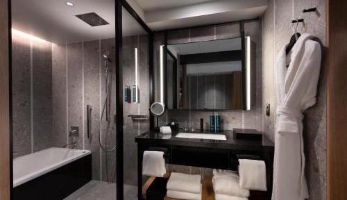King Guest Room
