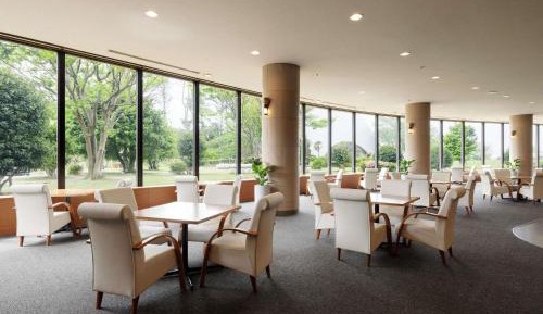 Family Executive Twin Room with Two Single Beds and One Extra Bed