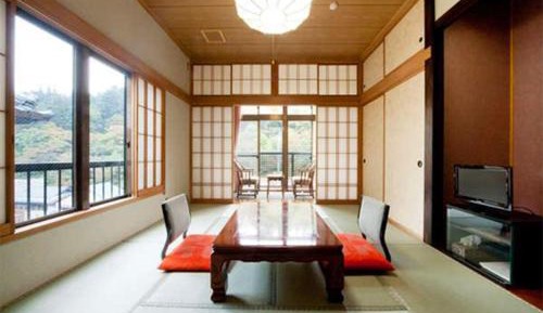 Japanese-Style Room