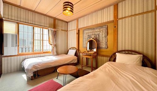 Twin Room with Shared Bathroom