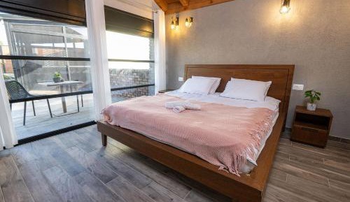 One-Bedroom Suite