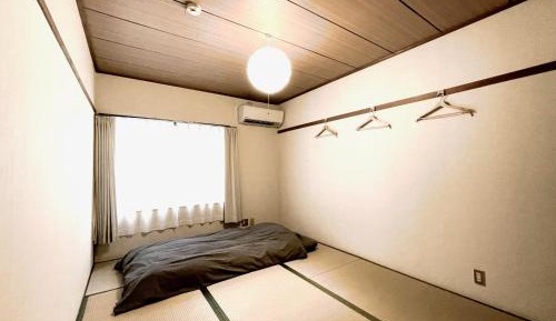 Economy Triple Room with Shared Bathroom