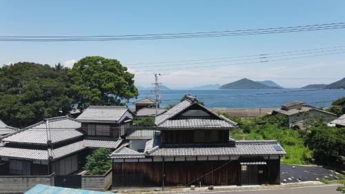 Japanese-Style Room