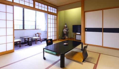 Japanese-Style Quadruple Room