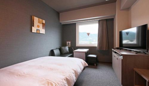 Small Double Room - Non-Smoking