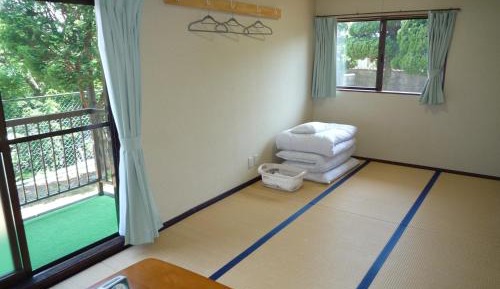 Japanese-Style Room