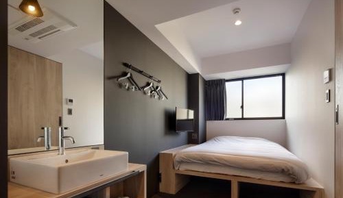 Double Room with Private Shower and Toilet