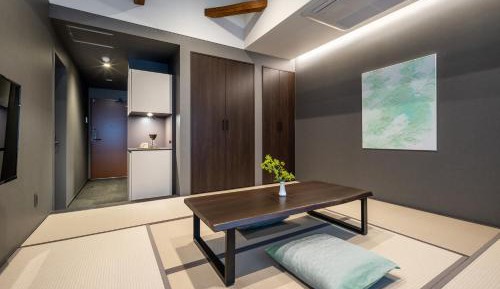 Japanese-Style Room