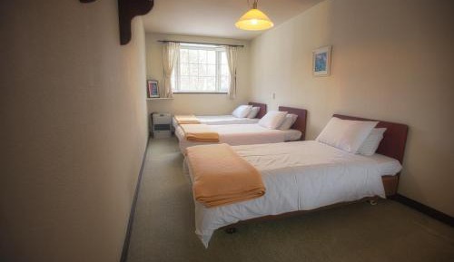 Triple Room with Shared Bathroom