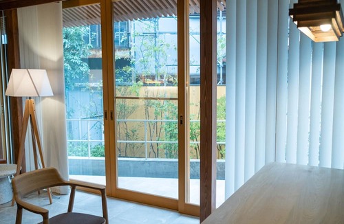 Himi House | AMAZA