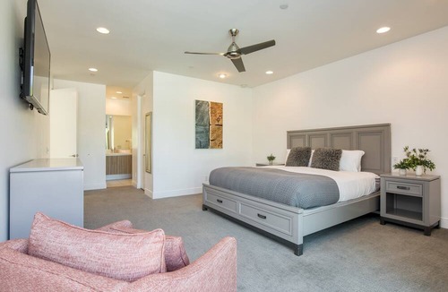 La Quinta Cottage | Polo Villa 4 by Avantstay Features Outdoor Kitchen, Pool, & Spa 260318 5 Bedrooms