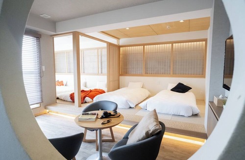 Karasuma Hotel | Wayfarer Hotel Kyoto Shijo