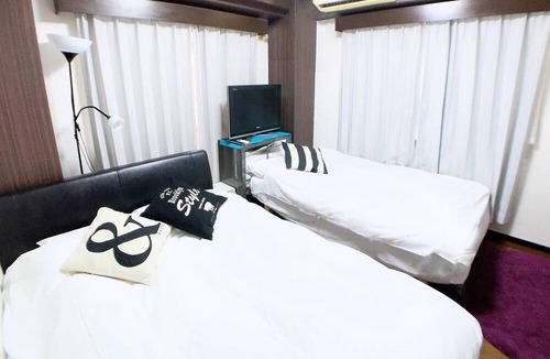 Shinsekai Apartment | HOTEL AARON Tsuten East