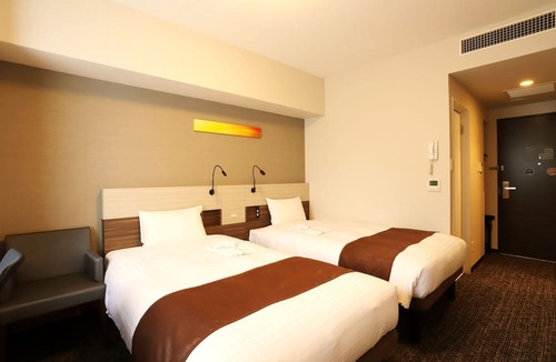 Minamisenba Hotel | Smile Hotel Premium Osaka Hommachi