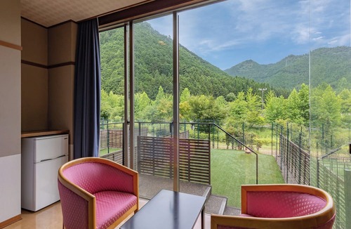 Matsusaka Hotel | Wan Wan Paradise Matsusaka