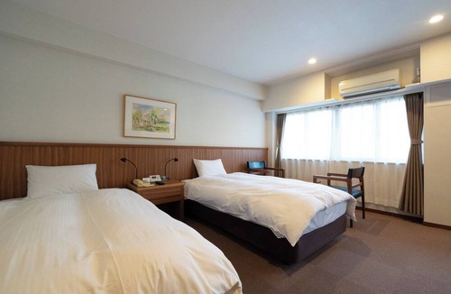 Sakyo Ward Hotel | Kansai Seminar House