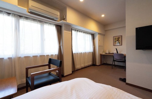 Sakyo Ward Hotel | Kansai Seminar House