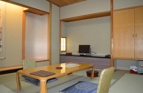 Enakyo House | Enakyo Grand Hotel