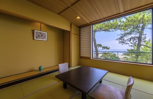 Futami House | Oishiya