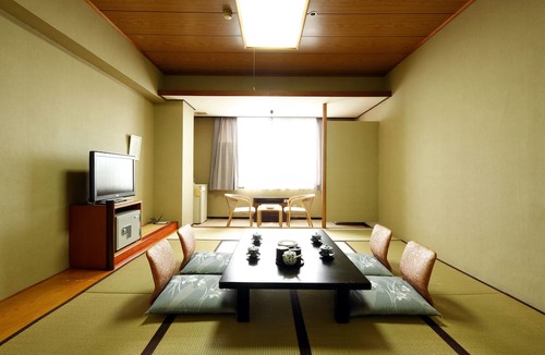 Kusatsu Onsen House | Yorokobinoyado Takamatsu